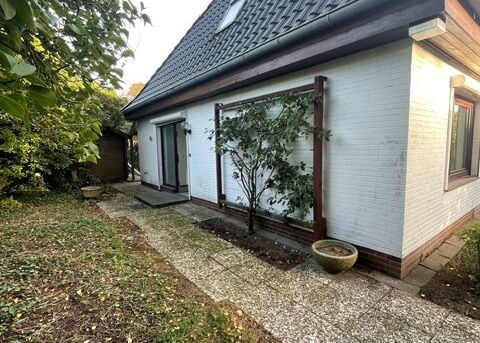 Erster Eindruck zählt, Einfamilienhaus in ruhiger Lage zu vermieten !Erster Eindruck zählt, Einfamilienhaus in ruhiger Lage zu vermieten !