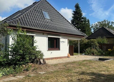 Erster Eindruck zählt, Einfamilienhaus in ruhiger Lage zu vermieten ! EAS wird erstelltErster Eindruck zählt, Einfamilienhaus in ruhiger Lage zu vermieten ! EAS wird erstellt
